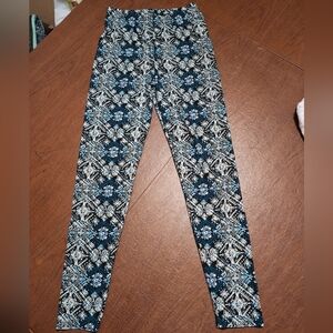 Fashion Nova Geometric Patterned Leggings